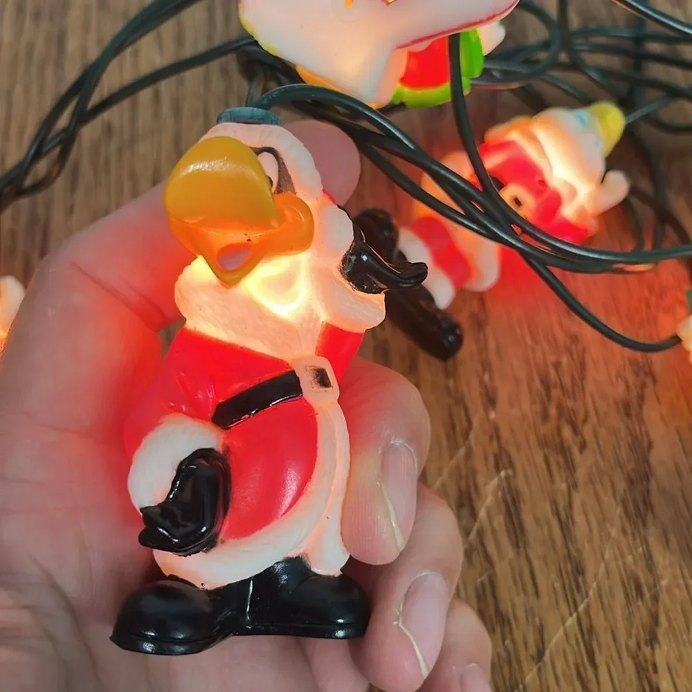Warner Brothers 10 lights Christmas String Bugs Daffy Marvin & Lola 3d shapes